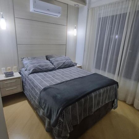 1 Quadra Da Praia E Da Roda Gigante Balneario Camboriu Exterior foto